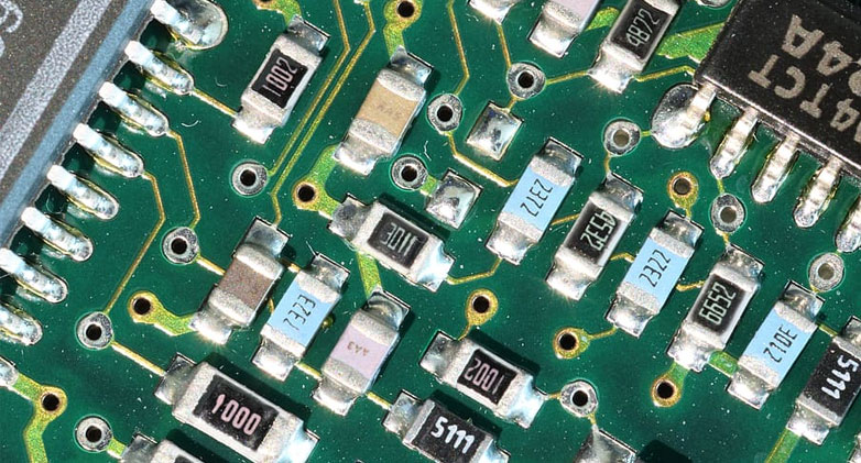 مقاومت الکتریکی چیست؟انواع مقاومت ها کدامند؟ 5 مقاومت های SMD