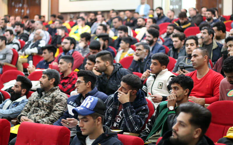 برگزاری همایش مالتی پلکس SKP در اراک 3 برگزاری همایش مالتی پلکس SKP در اراک 2